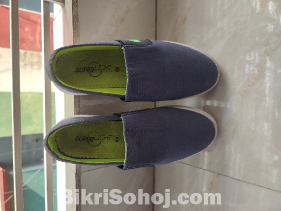 স্নিকারস